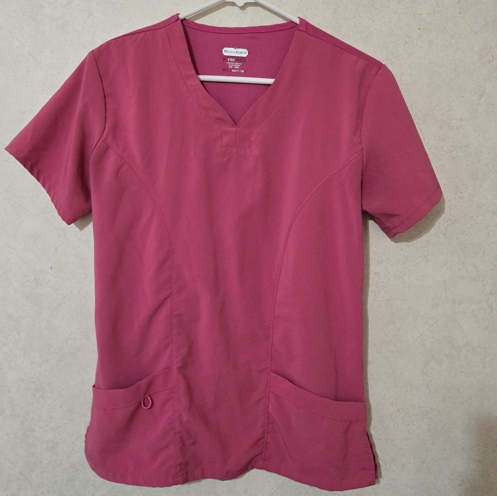 SZ M SCRUBAID STRETCH TOP
